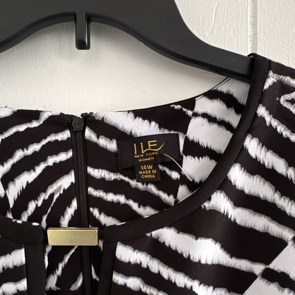 ILE New York Black White Zebra Print Sheath Knee Dress Sleeveless Zip 14W - Picture 3 of 6